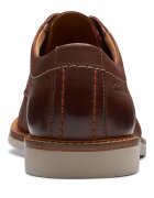 Clarks Кожени обувки Atticus тип Derby с овален връх Кафяв