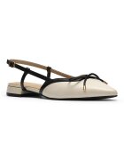Clarks Кожени обувки Sansa с каишка на петата Черен/Мръснобял