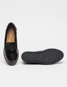 Clarks Скосени кожени мокасини Sharon Pace Черен