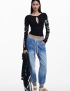 DESIGUAL Шал с надпис Черен