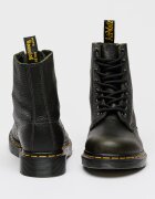 Dr. Martens Кожени боти 1460 Pascal с контрастни шевове Бледозелен