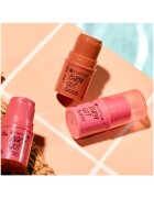 Essence Бронзиращ стик за лице baby got bronze bronzing stick 10 5.5 гр