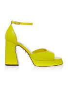 Gemelli Shoes Кожени сандали Ramon с масивен ток - Неоново зелено