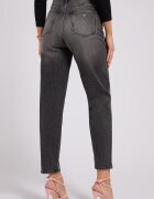 GUESS Дънки Mom-Fit със захабен ефект Антрацитно сиво