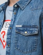 GUESS JEANS Дънкова риза с джобове с капаче