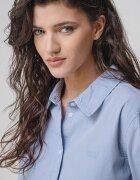 GUESS JEANS Памучна риза с класическа яка Светлосин