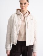 GUESS Капитонирано яке с джобове встрани Крем