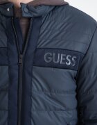 GUESS Капитонирано яке с цип и лого
