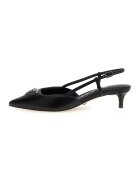GUESS Кожени обувки с котешки ток - Черен