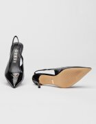 GUESS Лачени обувки с ток стилето и отворена пета Черен