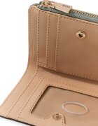 GUESS Портфейл от еко кожа Serenova с двойно прегъване и лого Персийско зелено