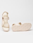 GUESS Сандали с равна платформа и велкро Слонова кост