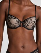 Hunkemoller Подплатен сутиен Lea с дантелен слой Черен