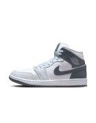 Jordan Спортни обувки Air 1 Mid - естествена кожа