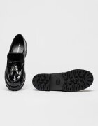 Karl Lagerfeld Кожени мокасини Lowell с пискюли Черен