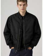 Levi's Свободно яке бомбър MA-1 - Черен