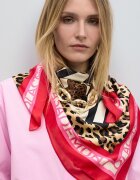 Lola casademunt Сатиниран шал с принт Многоцветен