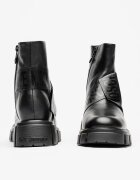 Love Moschino Кожени боти с масивен ток Черен