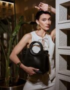 Lucky Bees Екологична кожена чанта crossbody 22x28x13