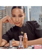 Maybelline NY Фон дьо тен Maybelline New York Lifter Plump&Glow за сияйна кожа 30 мл 220