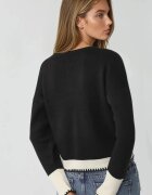 MyFashion Плетена жилетка с детайли на джобове черна трико Един размер