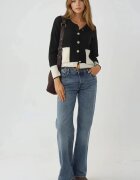 MyFashion Плетена жилетка с детайли на джобове черна трико Един размер