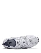 New Balance Мрежести спортни обувки 530 с еко кожа
