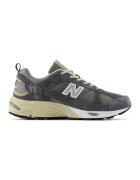 New Balance Спортни обувки с велур