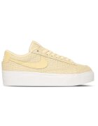 Nike Дамски спортни обувки с ниска платформа и сако - DN0744-700 - зелени