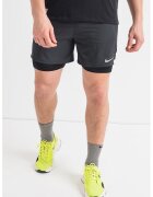 Nike Къс панталон Stride за бягане с Dri-FIT и джобове