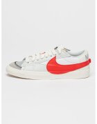 Nike Кожени спортни обувки Blazer Low '77 с лого - Червен/Бял/Сив