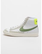 Nike Кожени спортни обувки Blazer Mid '77 - Бял/Зелен