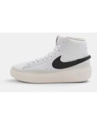 Nike Мъжки маратонки Blazer Phantom Mid DX5800-100 - бели