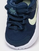 Nike Обувки Star Runner 4 за бягане със синтетика Бледозелен/Бял/Тъмносин