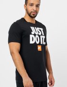 Nike Памучна тениска Sportswear с принт Черен