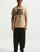 Nike Памучна тениска Sportswear с принт Черен/Светлокафяв