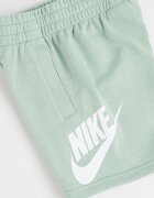 Nike Шорти Sportswear Club със скосени джобове Бял/Бледозелен