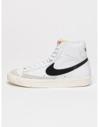 Nike Спортни кожени обувки Blazer Mid '77 със среден профил - Бял/Черен