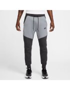 Nike Спортни мъжки панталони Tech Fleece -