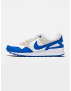 Nike Спортни обувки Air Pegasus '89 с велур - Бял/Кралско Синьо
