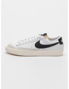 Nike Спортни обувки Blazer Low'' 77 от кожа и велур - Бял/Черен