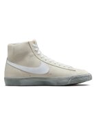 Nike Спортни обувки Blazer MID '77 SE EMB-DV0797-100