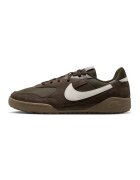 Nike Спортни обувки Terra Manta с велур - Каки