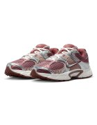 Nike Спортни обувки V5 RNR от еко кожа и текстил Бял/Бледочервен