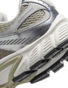 Nike Спортни обувки V5 RNR от еко кожа и текстил Сив