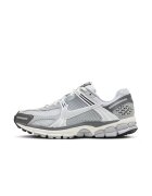 Nike Спортни обувки - W Zoom Vomero 5 Gcel - Естествена кожа