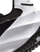 Nike Текстилни спортни обувки Aura Edge с еко кожа Черен