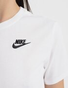 Nike Тениска Sportswear Club Essentials с овално деколте