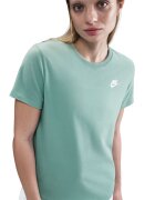 Nike Тениска Sportswear Club Essentials с овално деколте Бял/Светлозелен