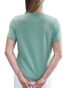 Nike Тениска Sportswear Club Essentials с овално деколте Бял/Светлозелен